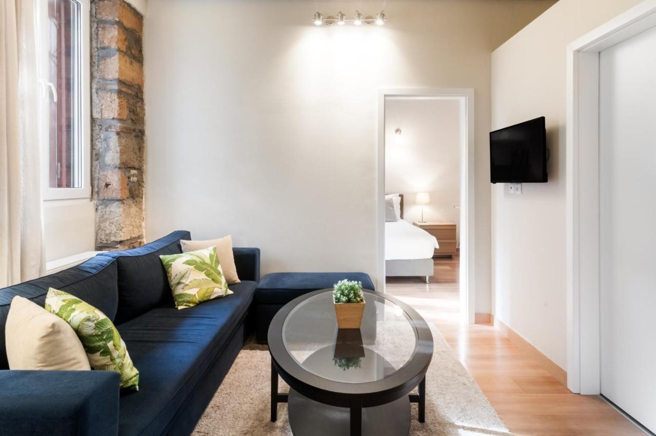 Luxurious Art Apartments เอเธนส์ ภายนอก รูปภาพ