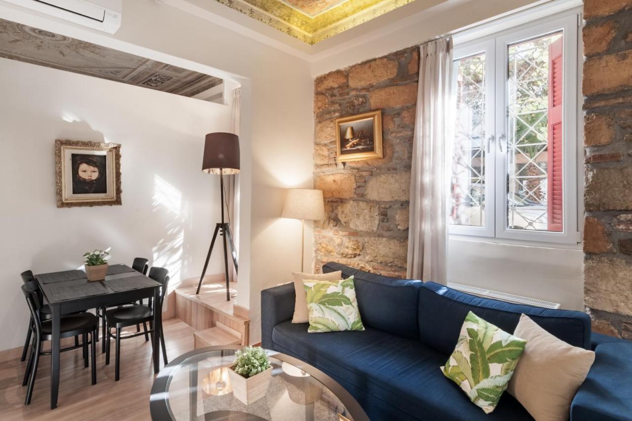 Luxurious Art Apartments เอเธนส์ ภายนอก รูปภาพ