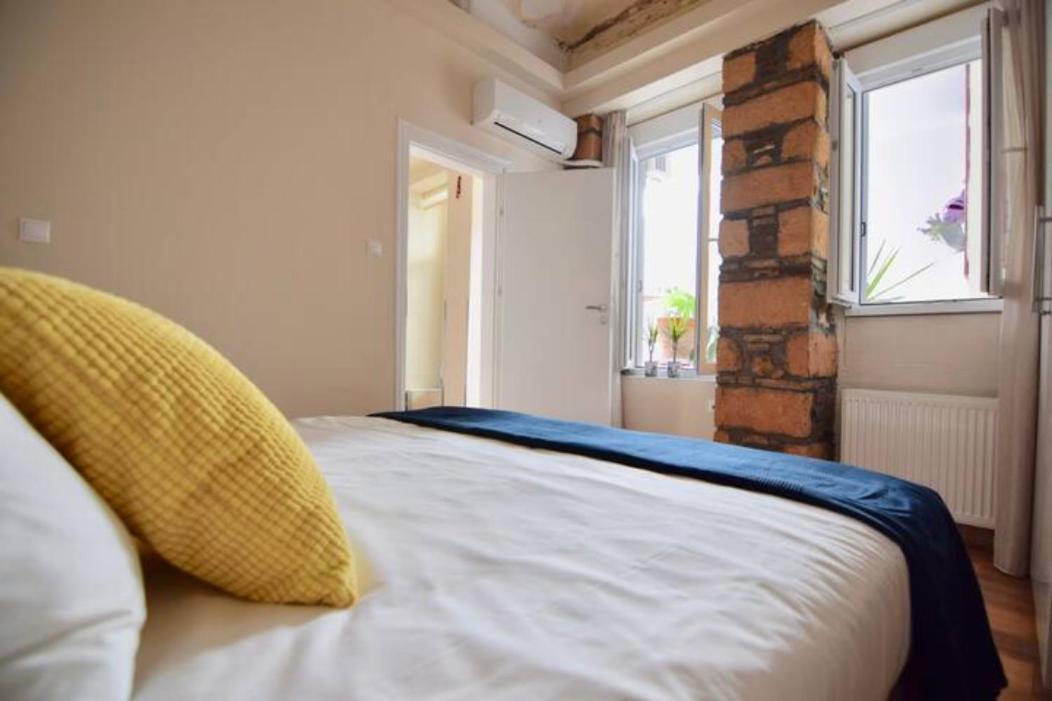 Luxurious Art Apartments เอเธนส์ ภายนอก รูปภาพ